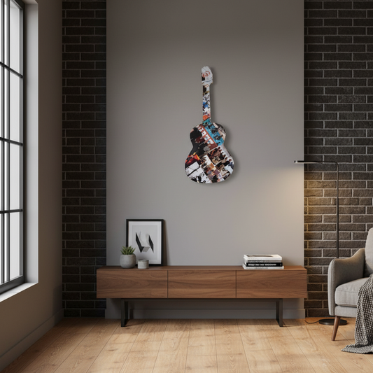 Guitarra con fotos colgada en la pared - Picletters