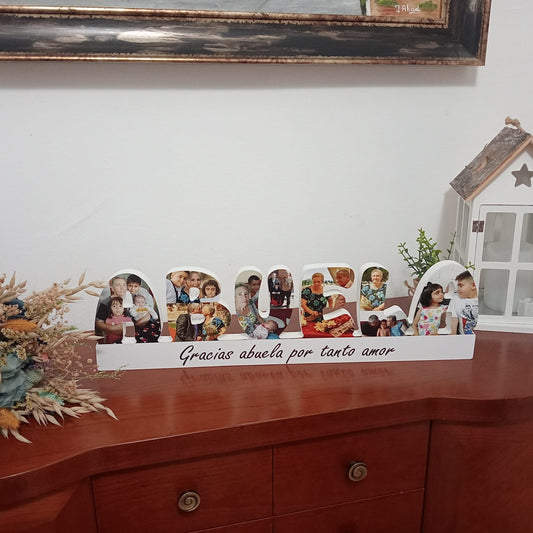 Letrero ABUELA con fotos y base con dedicatoria - Picletters