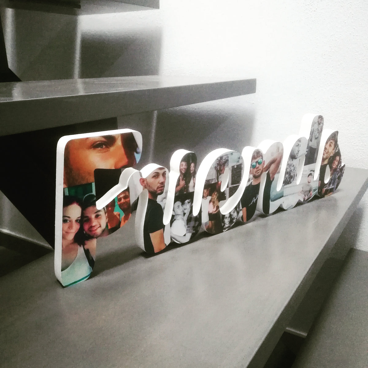 Letrero Friends con fotos en 3D - Picletters