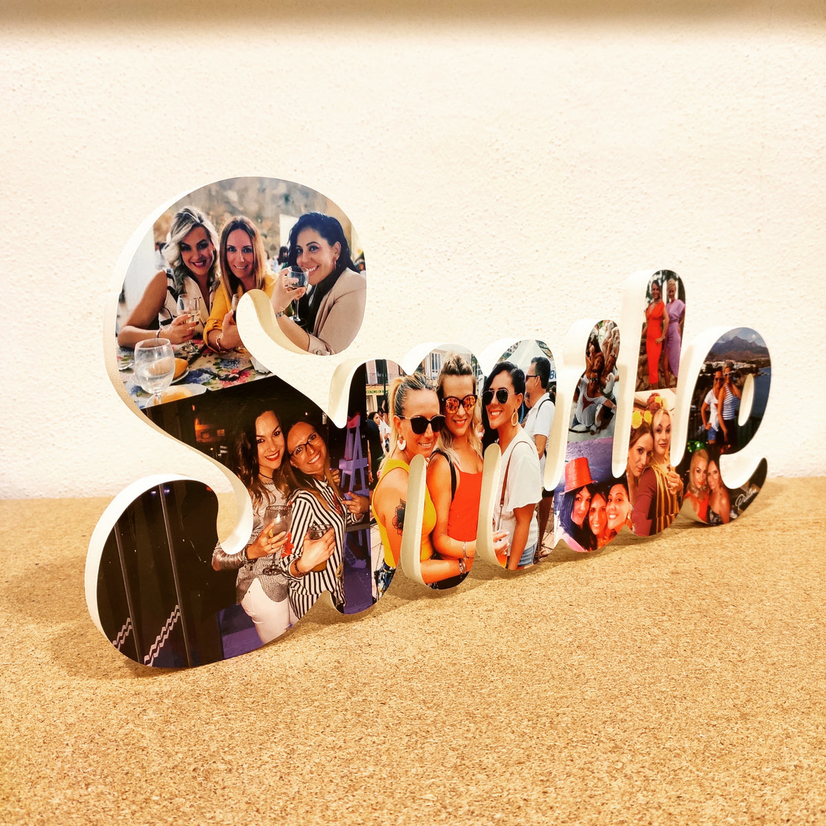 Letrero Smile con fotos en 3D - Picletters