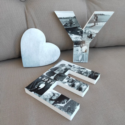 Iniciales con fotos expuestas de pie - Picletters