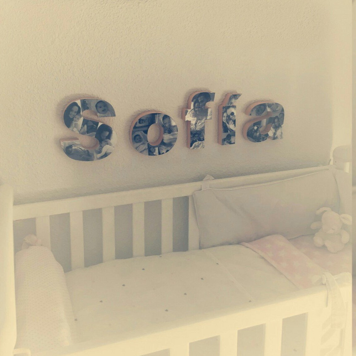 Letras con fotografías en proceso de fabricación - Picletters
